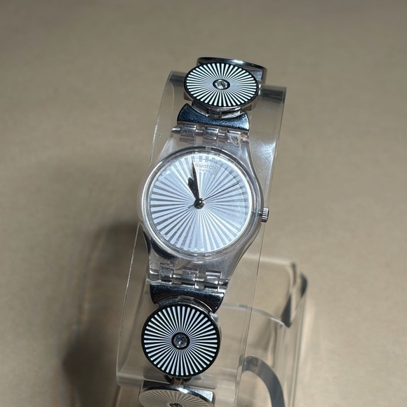 Swatch Vintage Disco Lady Watch - Picture 2 of 7